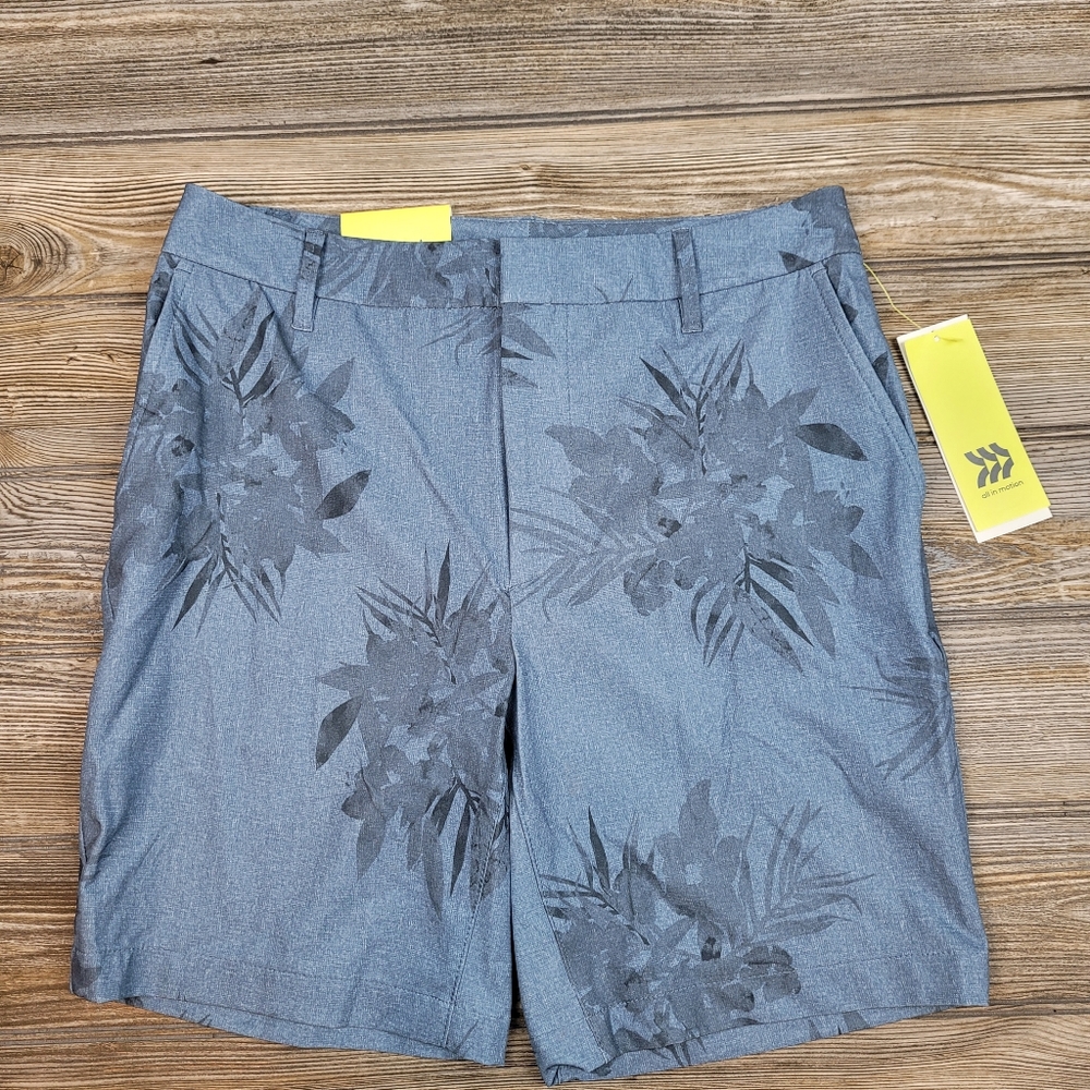 All in motion golf shorts Size 30 NWT new blue